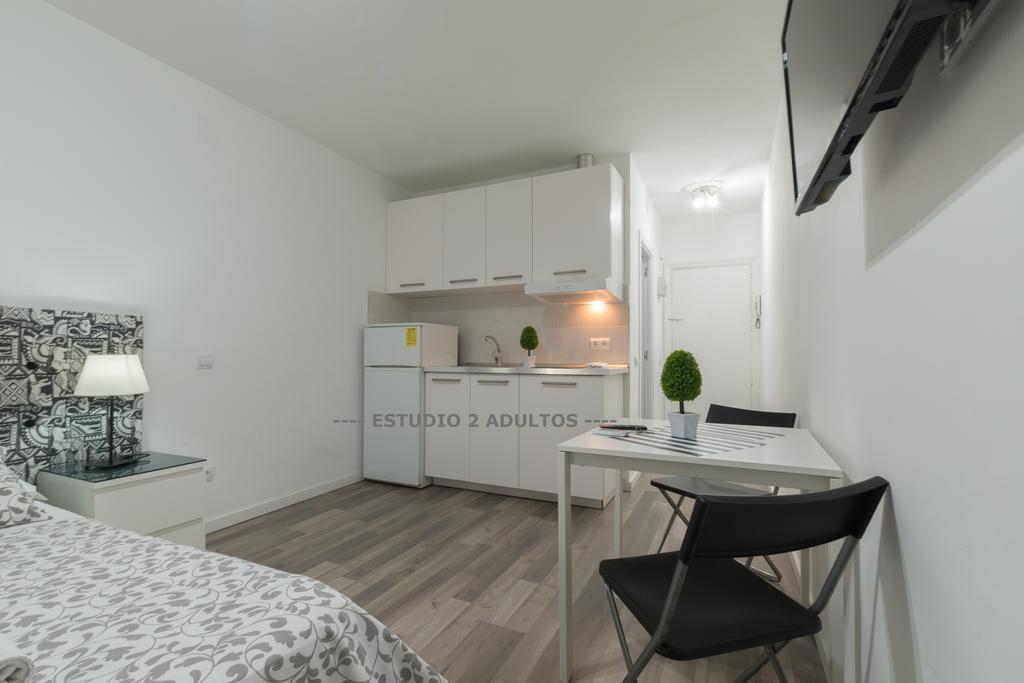 Apartamentos Arapiles Madrid Buitenkant foto